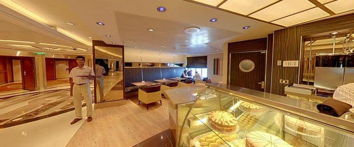 P&O Cruises Azura Interior Java.jpg